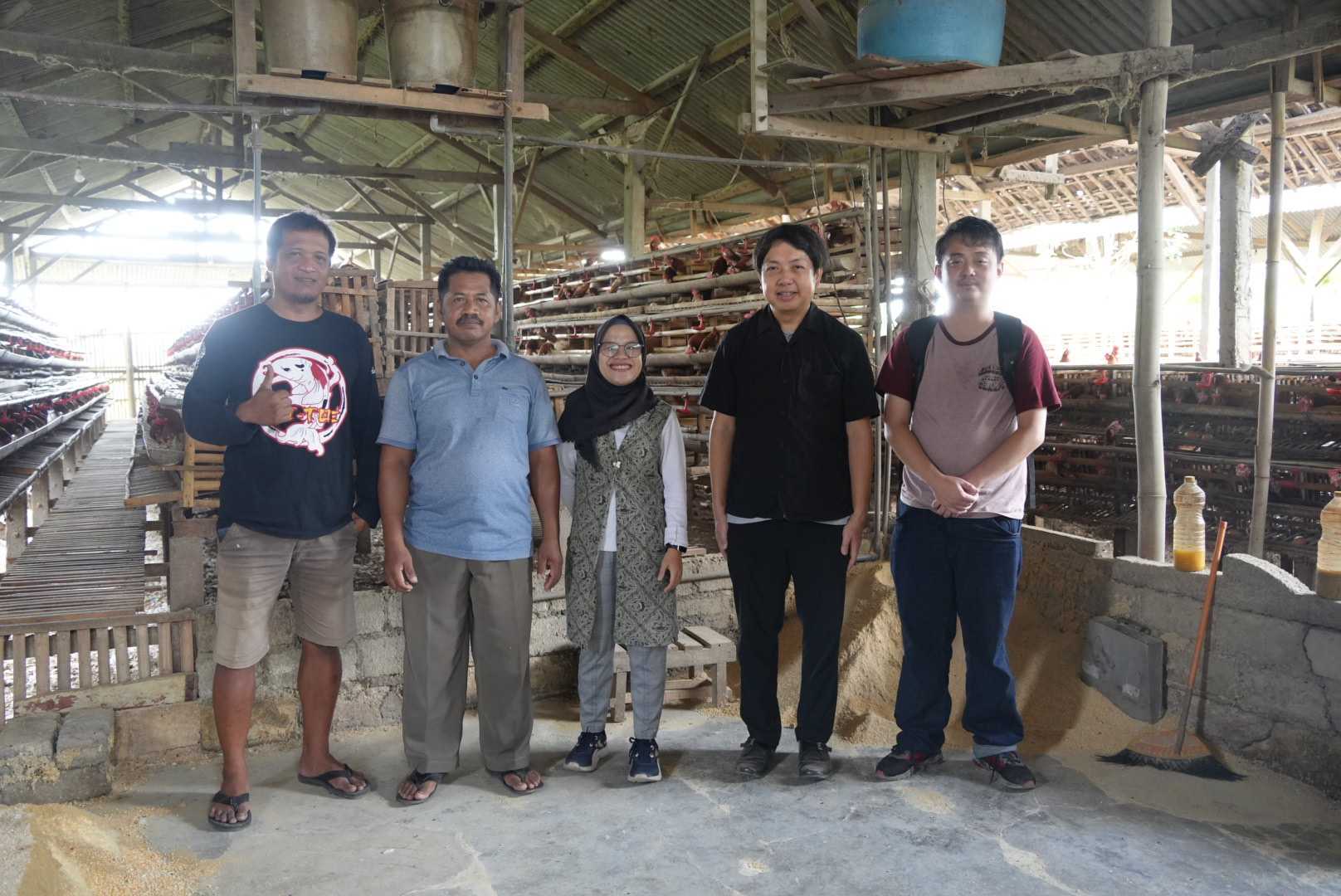 Study visit to a poultry farm on the use of microalgae in the agricultural sector in Indonesia